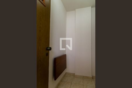 Apartamento à venda com 75m², 2 quartos e 1 vaga Apartamento à venda com 75m², 2 quartos e 1 vagaQuarto de serviço