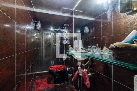 Apartamento à venda com 370m², 7 quartos e 2 vagasBanheiro da Suíte 2