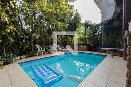 Apartamento à venda com 370m², 7 quartos e 2 vagasQuintal Térreo