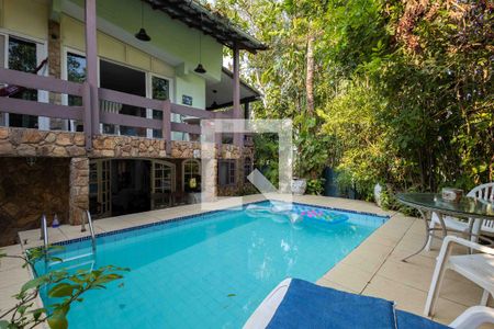 Apartamento à venda com 370m², 7 quartos e 2 vagasQuintal Térreo