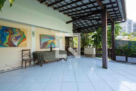 Apartamento à venda com 370m², 7 quartos e 2 vagasVaranda