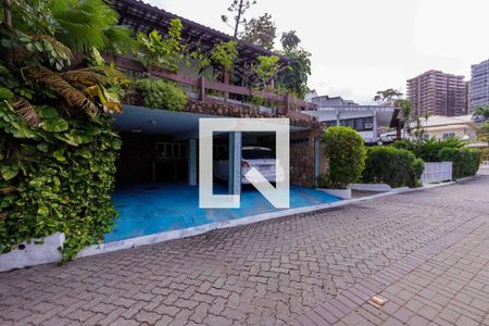 Apartamento à venda com 370m², 7 quartos e 2 vagasFachada