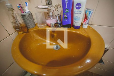 Casa à venda com 255m², 5 quartos e sem vagaBanheiro - Torneira