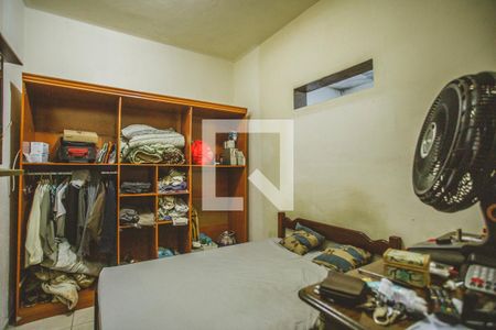 Quarto de casa à venda com 5 quartos, 255m² em Vila Guarani (zona Sul), São Paulo