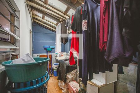 Casa à venda com 255m², 5 quartos e sem vagaÁrea de Serviço