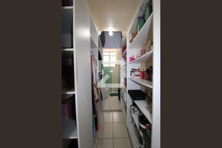 Apartamento à venda com 135m², 3 quartos e sem vagaCloset do Quarto 1 (suíte)