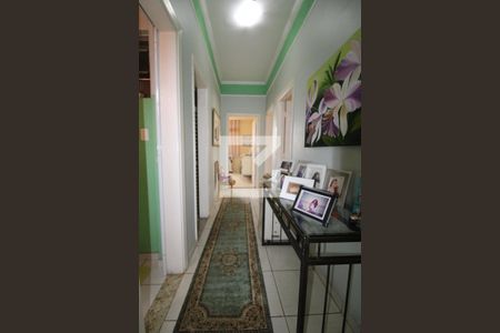 Corredor de apartamento à venda com 3 quartos, 135m² em Centro, Campinas