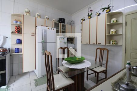 Apartamento à venda com 135m², 3 quartos e sem vagaCozinha