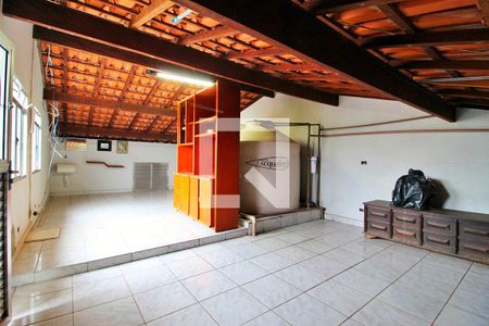 Casa para alugar com 232m², 5 quartos e 2 vagasSótão
