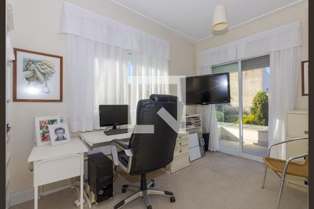 Casa à venda com 167m², 3 quartos e 3 vagasSuíte