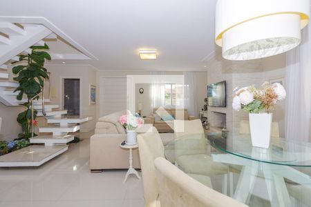 Sala  de casa à venda com 3 quartos, 167m² em Rubem Berta, Porto Alegre