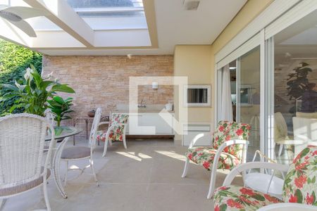 Casa à venda com 167m², 3 quartos e 3 vagasÁrea Externa