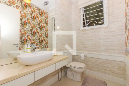 Banheiro  de casa à venda com 3 quartos, 167m² em Rubem Berta, Porto Alegre