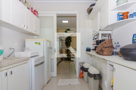 Casa à venda com 167m², 3 quartos e 3 vagasCozinha 