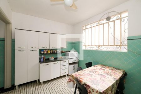 Apartamento à venda com 200m², 4 quartos e sem vagaCozinha - Armários