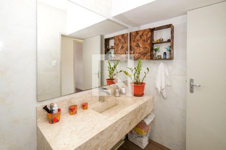 Apartamento à venda com 200m², 4 quartos e sem vagaBanheiro Corredor