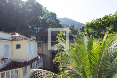 Casa à venda com 370m², 4 quartos e 2 vagasVista da varanda 2