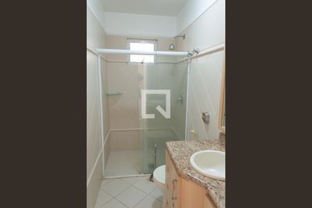 Casa à venda com 370m², 4 quartos e 2 vagasBanheiro da Suíte 2