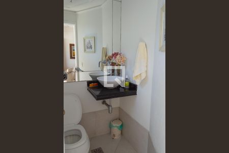 Casa à venda com 370m², 4 quartos e 2 vagasLavabo