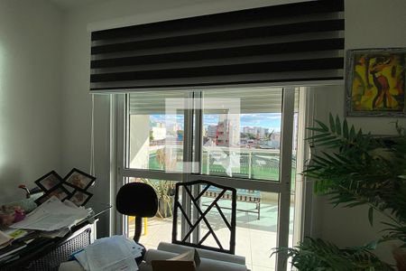 Apartamento à venda com 114m², 3 quartos e 3 vagasPorta Janela do Quarto 2