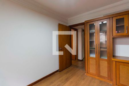 Apartamento à venda com 146m², 3 quartos e 2 vagasQuarto 2