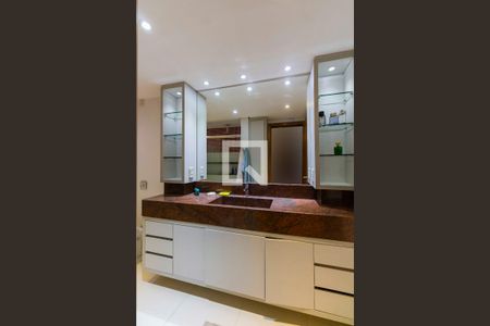 Apartamento à venda com 146m², 3 quartos e 2 vagasBanheiro da Closet da Suíte 1