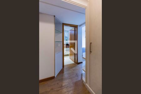 Apartamento à venda com 146m², 3 quartos e 2 vagasCloset da Suíte 1