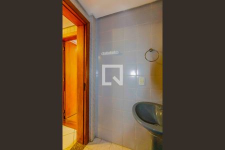 Apartamento à venda com 146m², 3 quartos e 2 vagasBanheiro de Serviço