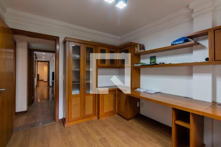 Apartamento à venda com 146m², 3 quartos e 2 vagasQuarto 2