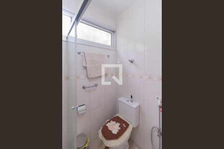 Casa à venda com 215m², 4 quartos e 2 vagasBanheiro