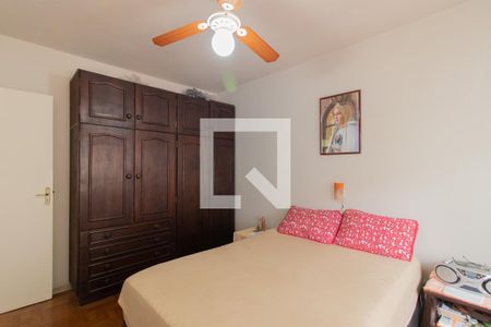 Casa à venda com 215m², 4 quartos e 2 vagasQuarto 3 - Suíte