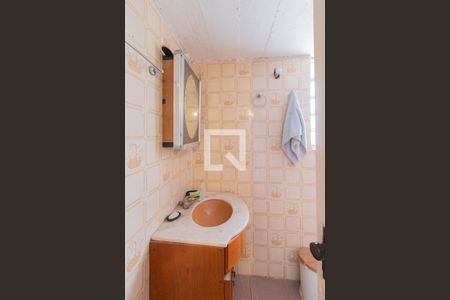 Casa à venda com 215m², 4 quartos e 2 vagasLavabo