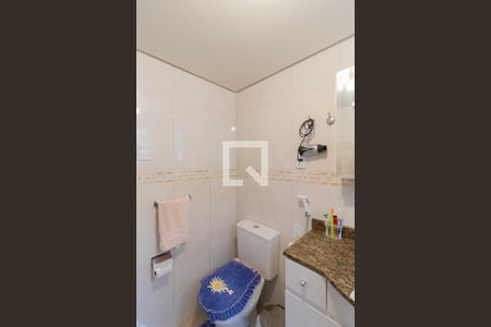 Casa à venda com 215m², 4 quartos e 2 vagasBanheiro da Suíte