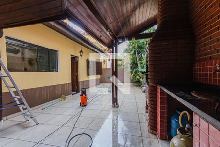 Casa à venda com 226m², 3 quartos e sem vaga Casa à venda com 226m², 3 quartos e sem vagaQuintal