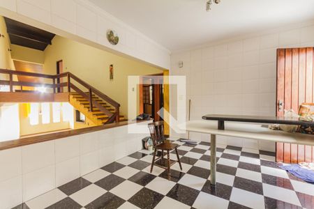 Casa à venda com 226m², 3 quartos e sem vaga Casa à venda com 226m², 3 quartos e sem vagaCozinha