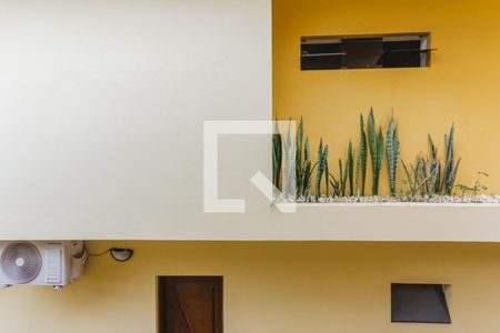 Casa à venda com 226m², 3 quartos e sem vaga Casa à venda com 226m², 3 quartos e sem vagaVista Quarto 3