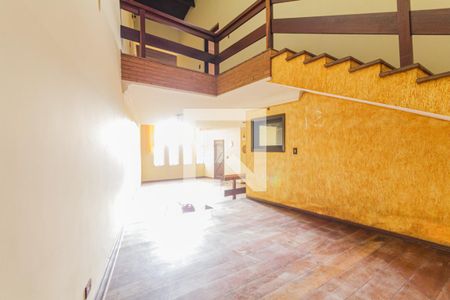 Casa à venda com 226m², 3 quartos e sem vaga Casa à venda com 226m², 3 quartos e sem vagaSala