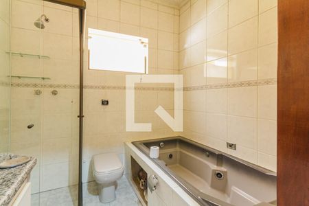 Casa à venda com 226m², 3 quartos e sem vaga Casa à venda com 226m², 3 quartos e sem vagaBanheiro