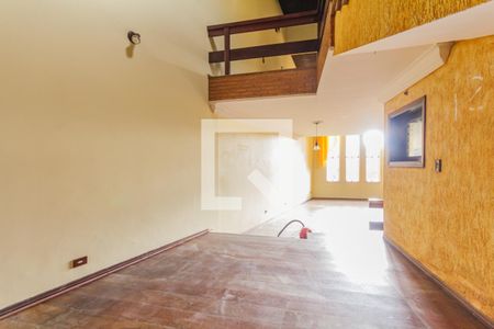 Casa à venda com 226m², 3 quartos e sem vaga Casa à venda com 226m², 3 quartos e sem vagaSala