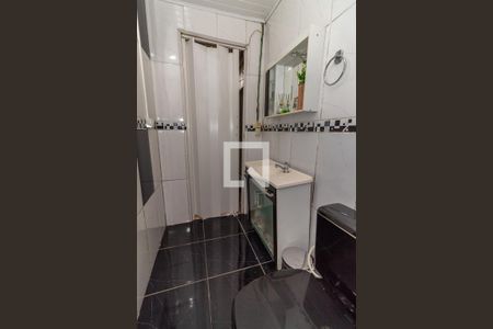 Banheiro 2 de apartamento para alugar com 2 quartos, 100m² em Sarandi, Porto Alegre