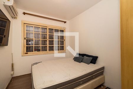 Quarto 2 de apartamento para alugar com 2 quartos, 100m² em Sarandi, Porto Alegre