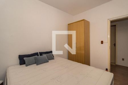 Quarto 2 de apartamento para alugar com 2 quartos, 100m² em Sarandi, Porto Alegre