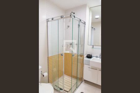 Apartamento à venda com 83m², 3 quartos e 2 vagasBanheiro