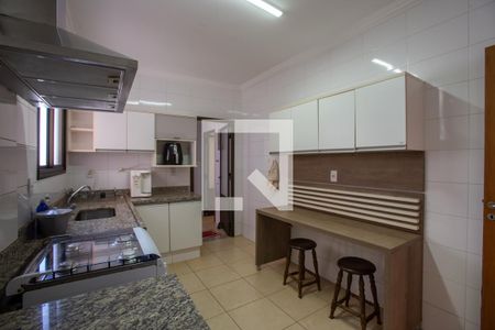 Apartamento para alugar com 111m², 2 quartos e 2 vagasCozinha