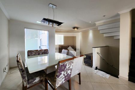 Sala de casa de condomínio à venda com 3 quartos, 170m² em Taboão, São Bernardo do Campo