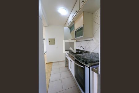 Cozinha de apartamento para alugar com 2 quartos, 56m² em Paraíso do Morumbi, São Paulo