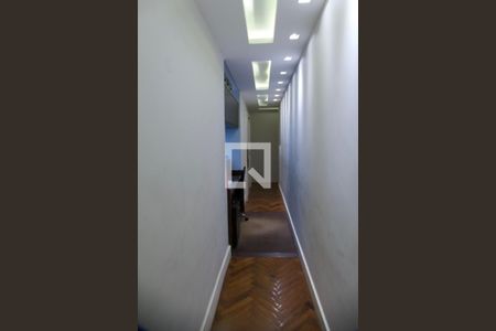 Apartamento à venda com 200m², 4 quartos e 2 vagasCorredor 