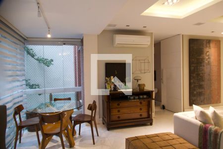 Sala de apartamento à venda com 4 quartos, 200m² em Leblon, Rio de Janeiro
