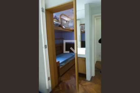 Apartamento à venda com 200m², 4 quartos e 2 vagasSuíte 1