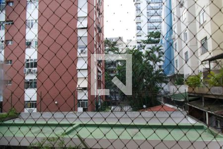 Apartamento à venda com 200m², 4 quartos e 2 vagasCozinha americana vista 